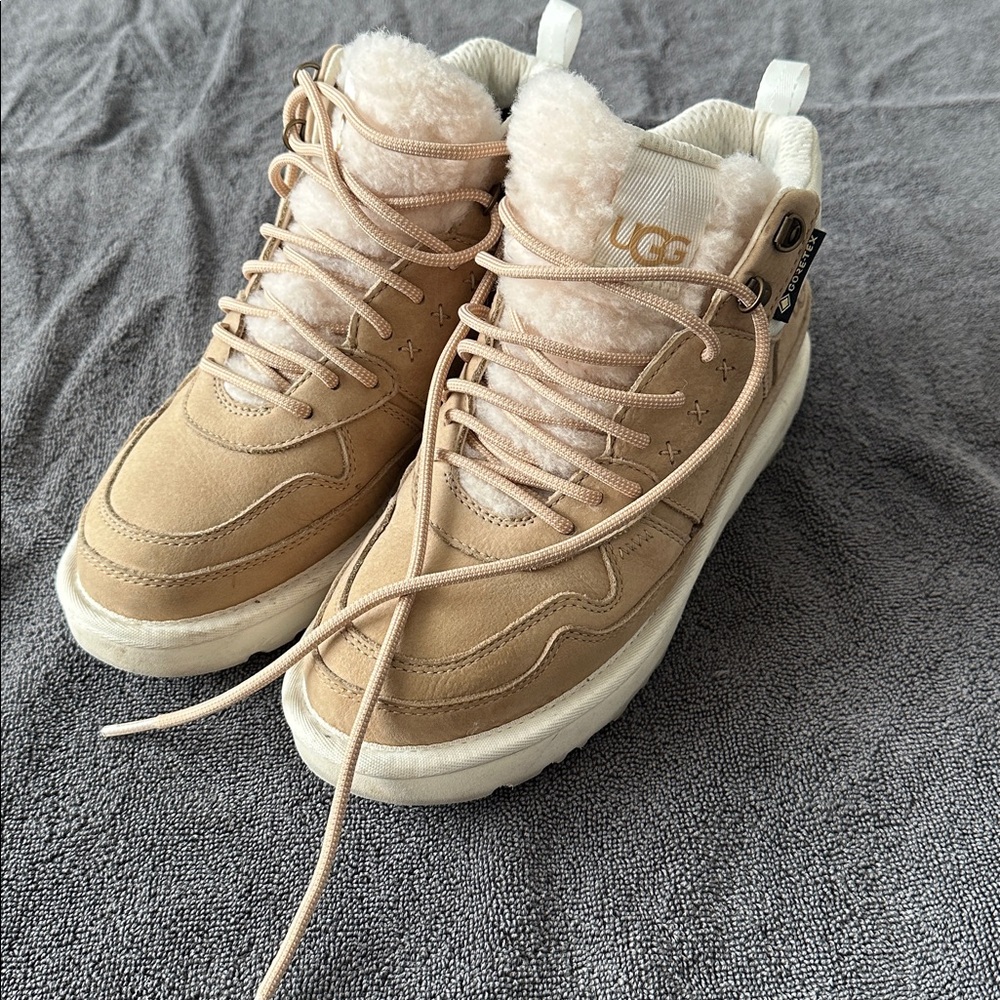 UGG Highland GTX Trainer - Picture 2 of 6